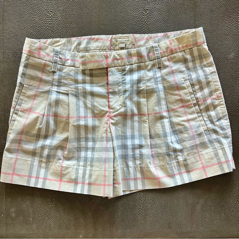 Burberry Classic Check Women’s Shorts - Size 4 (EUC)